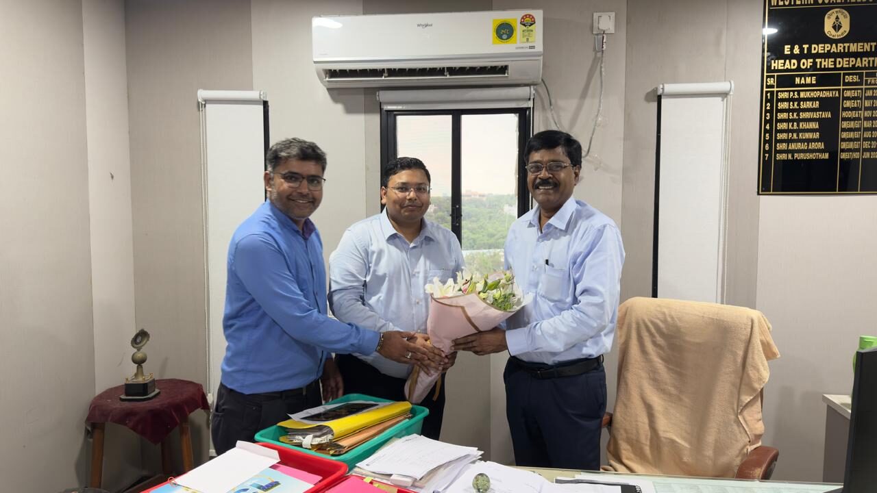 SMIPL leadership with WCL E&T Department Head