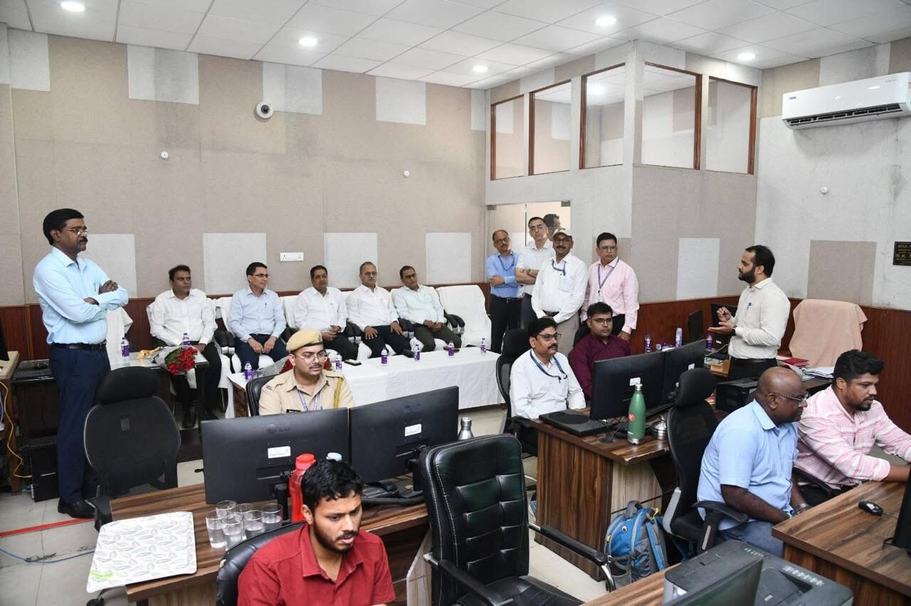Senior officer briefing at WCL ICCC